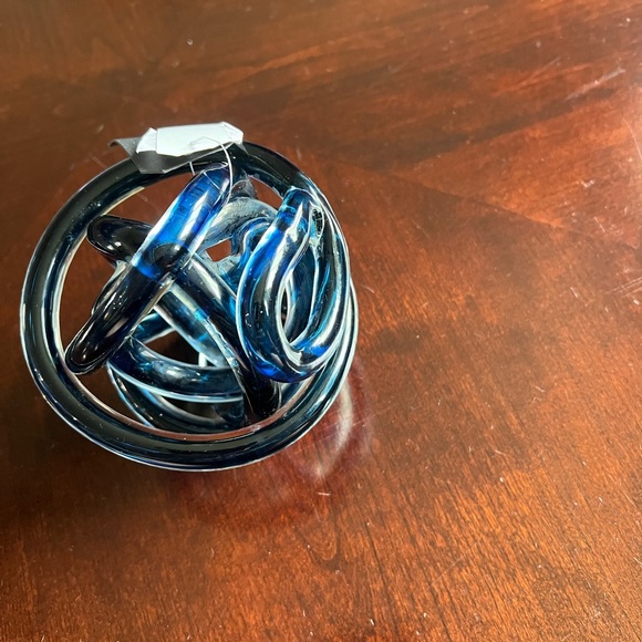 - Infinity knot - Picture 2 of 3